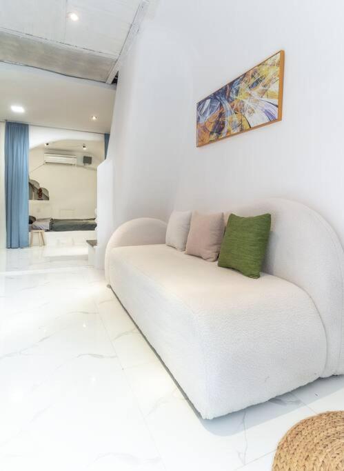 Beautiful Loft At Ben Thanh District